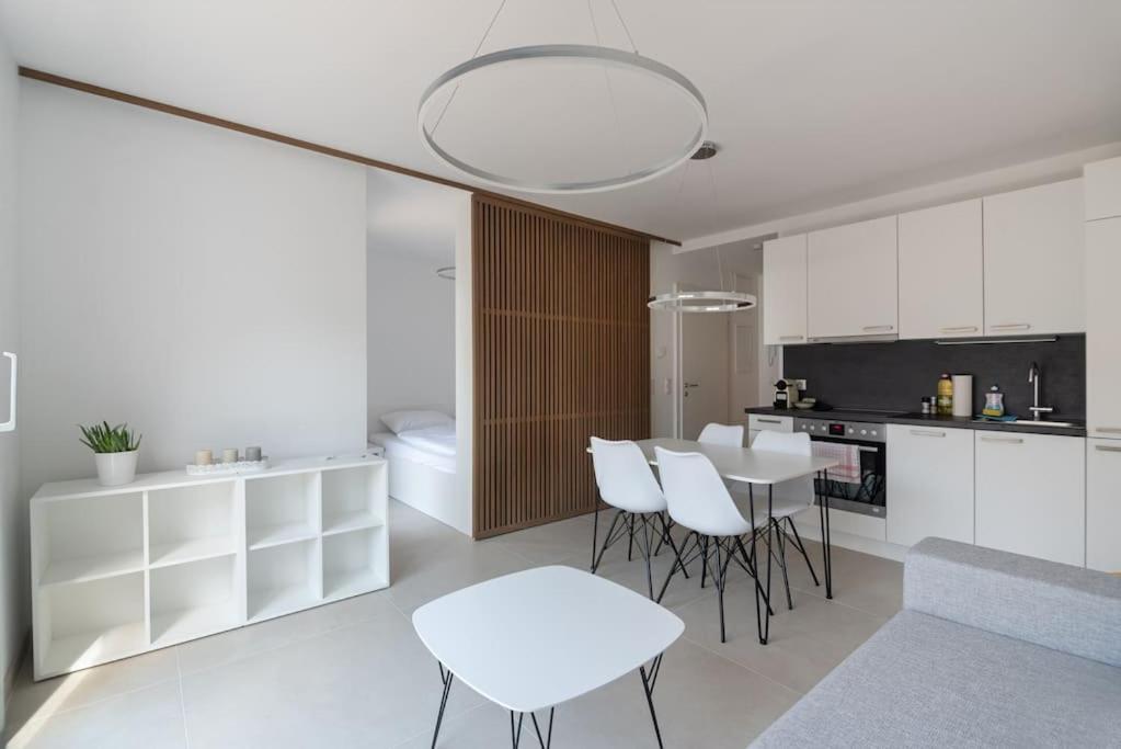 Apartamento Neu Und Hell In Zentraler Ruhelage Mit Parkplatz Viena Exterior foto