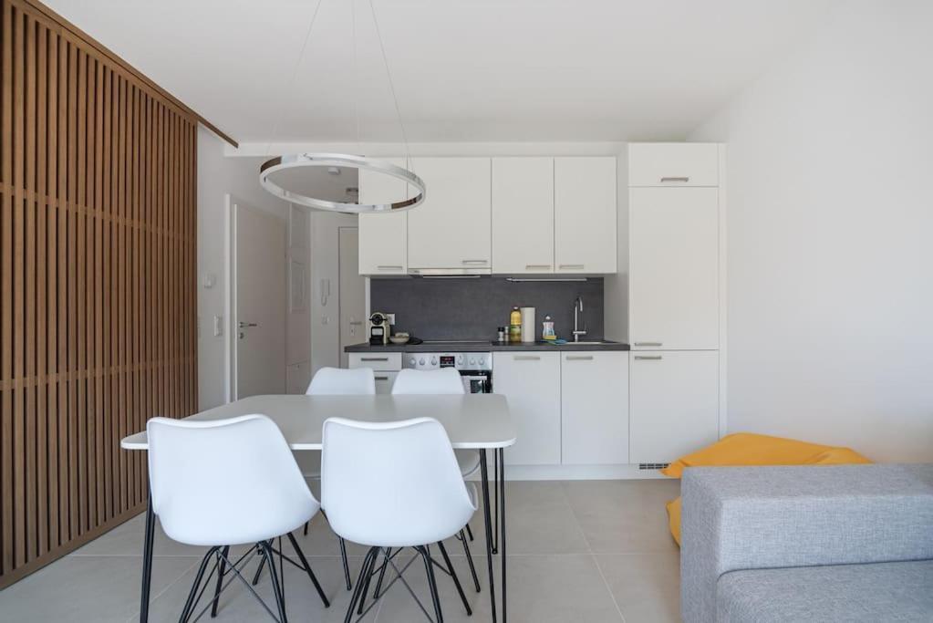 Apartamento Neu Und Hell In Zentraler Ruhelage Mit Parkplatz Viena Exterior foto