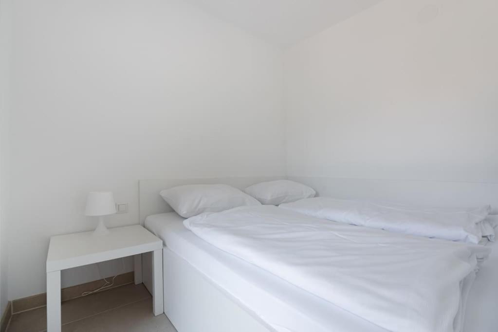 Apartamento Neu Und Hell In Zentraler Ruhelage Mit Parkplatz Viena Exterior foto