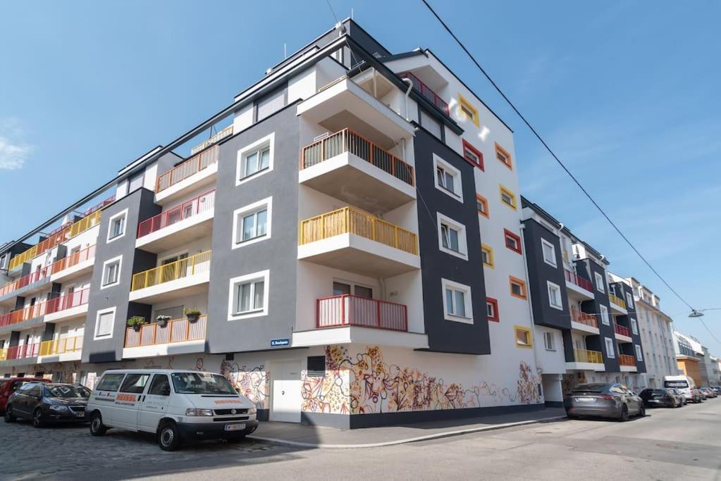 Apartamento Neu Und Hell In Zentraler Ruhelage Mit Parkplatz Viena Exterior foto
