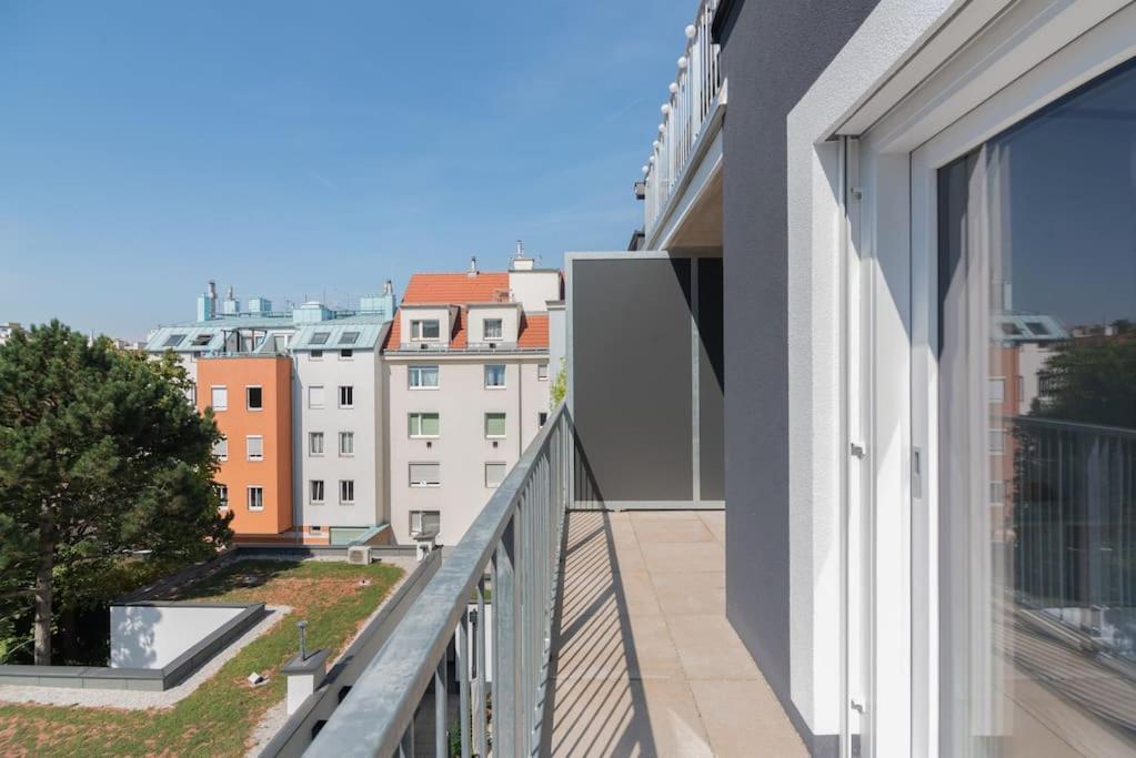 Apartamento Neu Und Hell In Zentraler Ruhelage Mit Parkplatz Viena Exterior foto