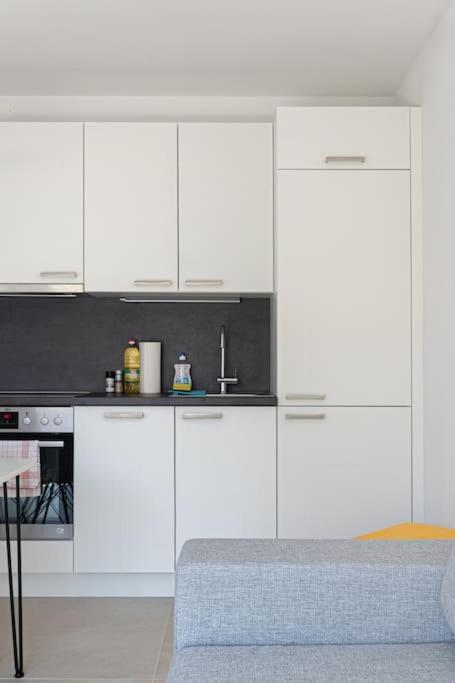 Apartamento Neu Und Hell In Zentraler Ruhelage Mit Parkplatz Viena Exterior foto